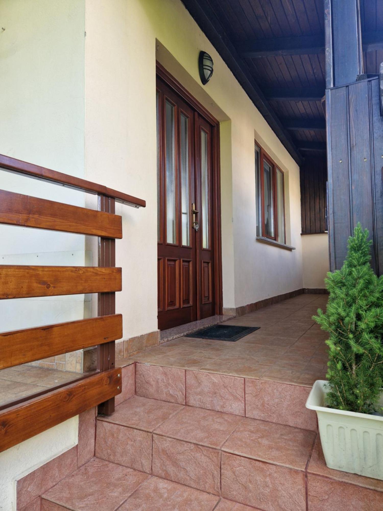 Apartma Mihatovi Pivka Buitenkant foto