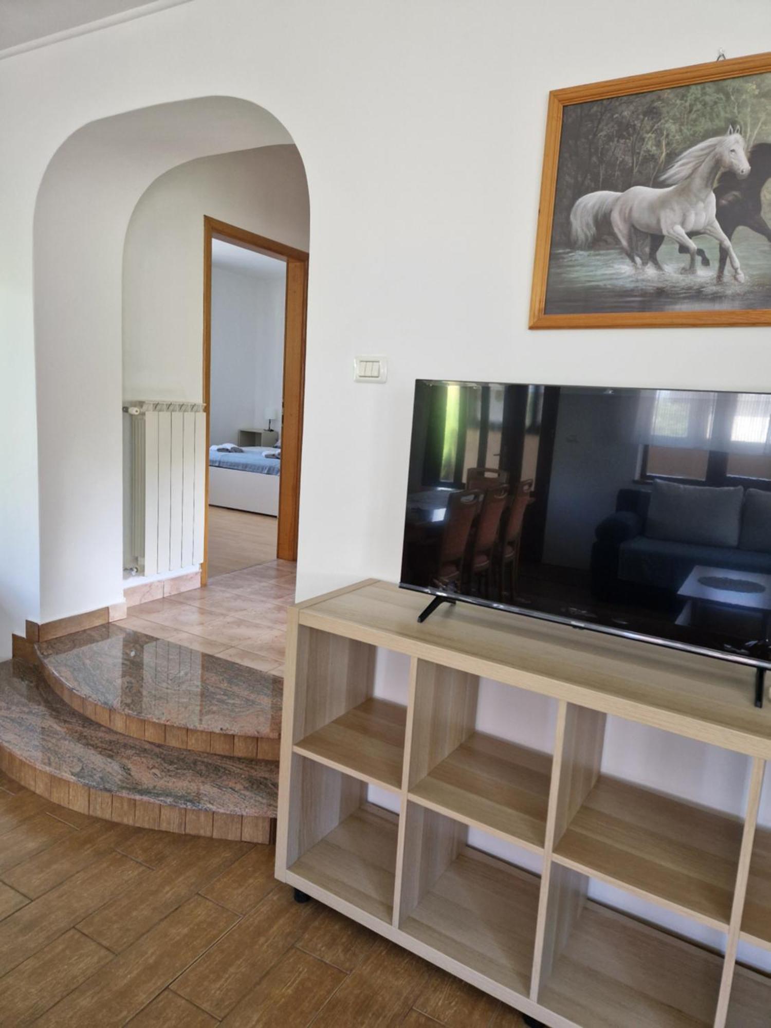 Apartma Mihatovi Pivka Buitenkant foto