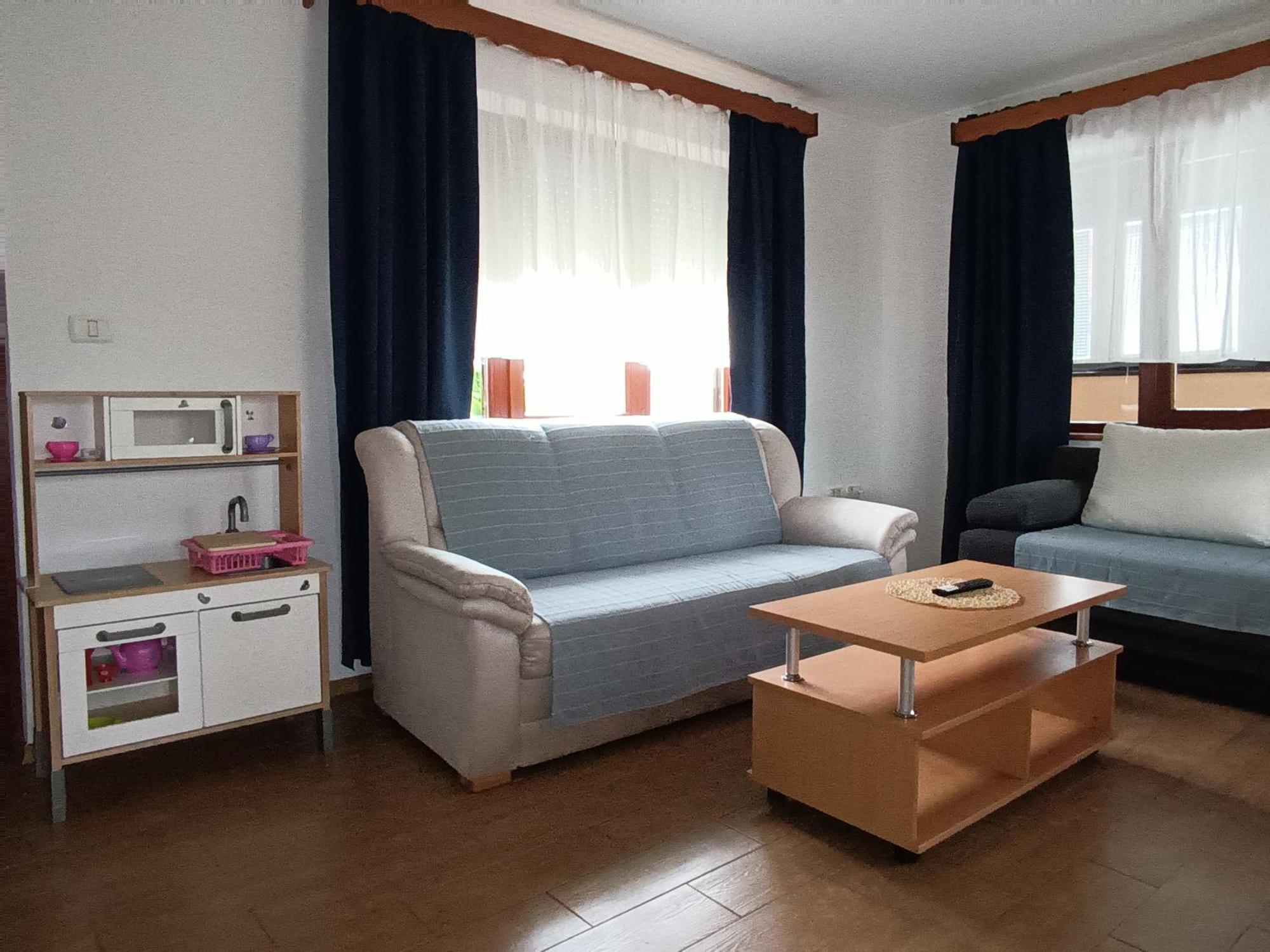 Apartma Mihatovi Pivka Buitenkant foto